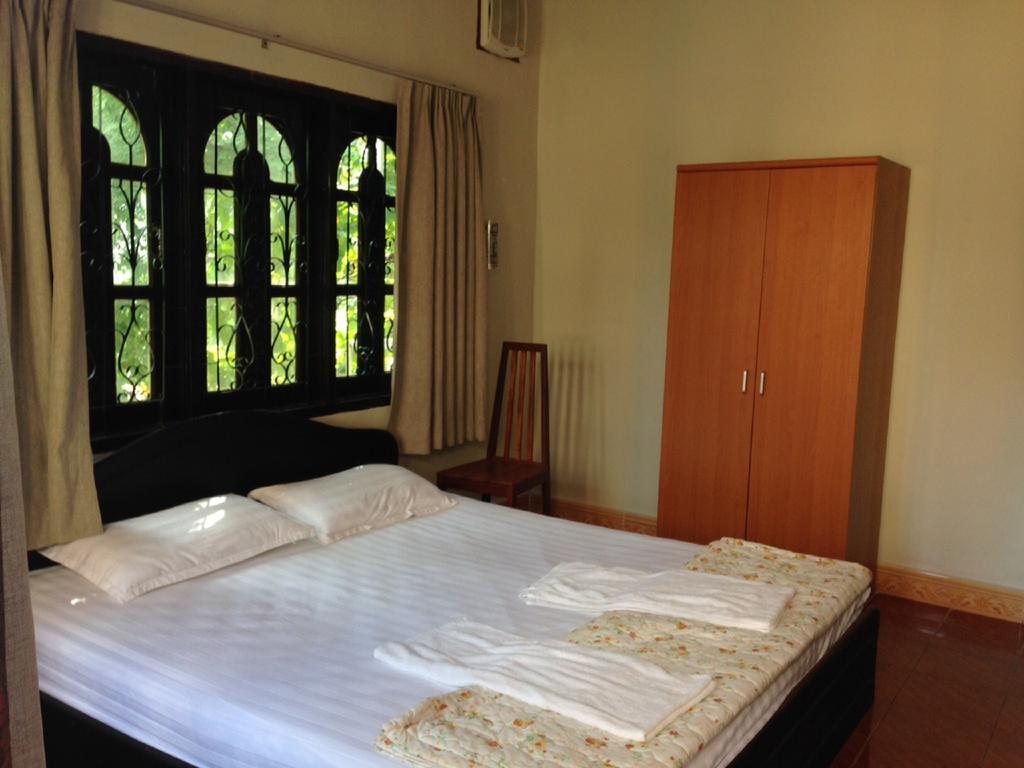 La Gondola Guesthouse เวียงจันทน์ ภายนอก รูปภาพ